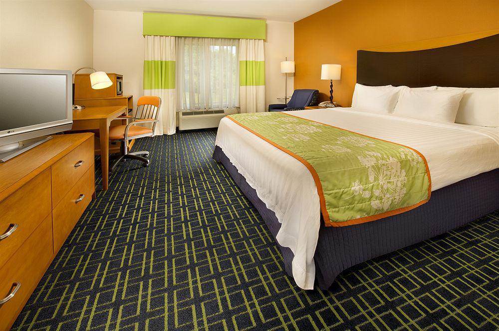 Fairfield Inn And Suites Cleveland Rum bild
