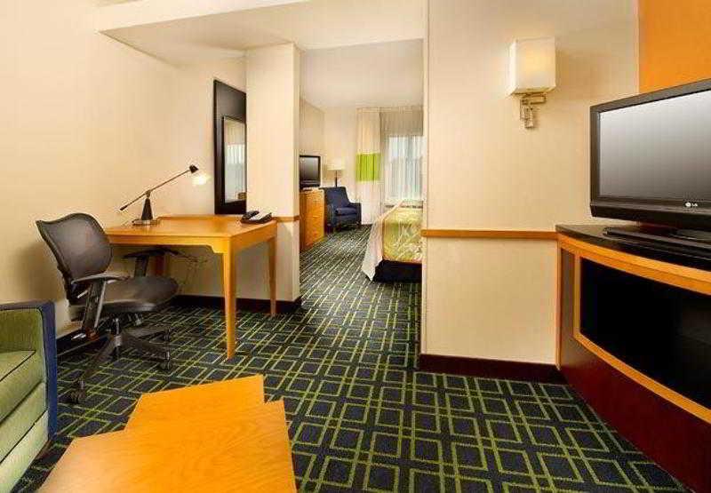 Fairfield Inn And Suites Cleveland Rum bild