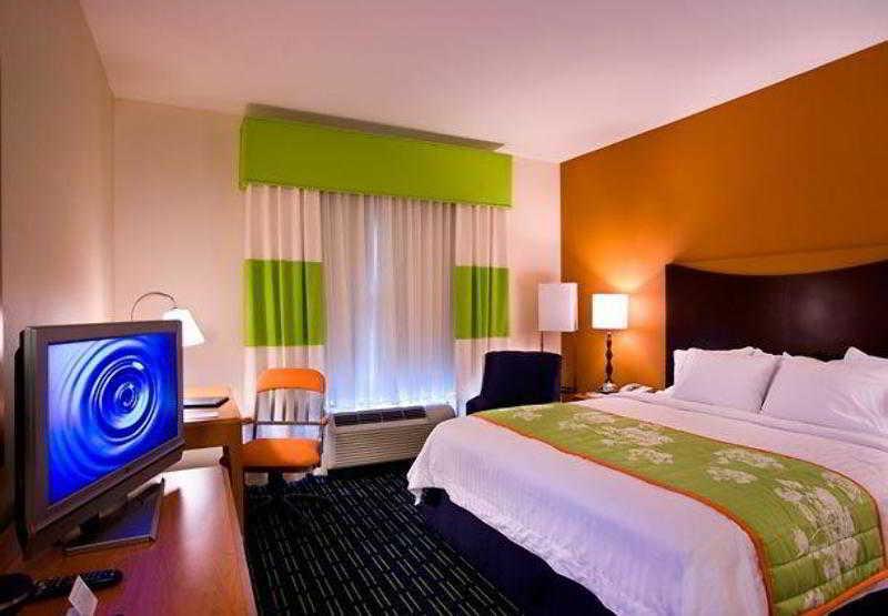 Fairfield Inn And Suites Cleveland Rum bild